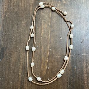 Suede and pearls lariat necklace